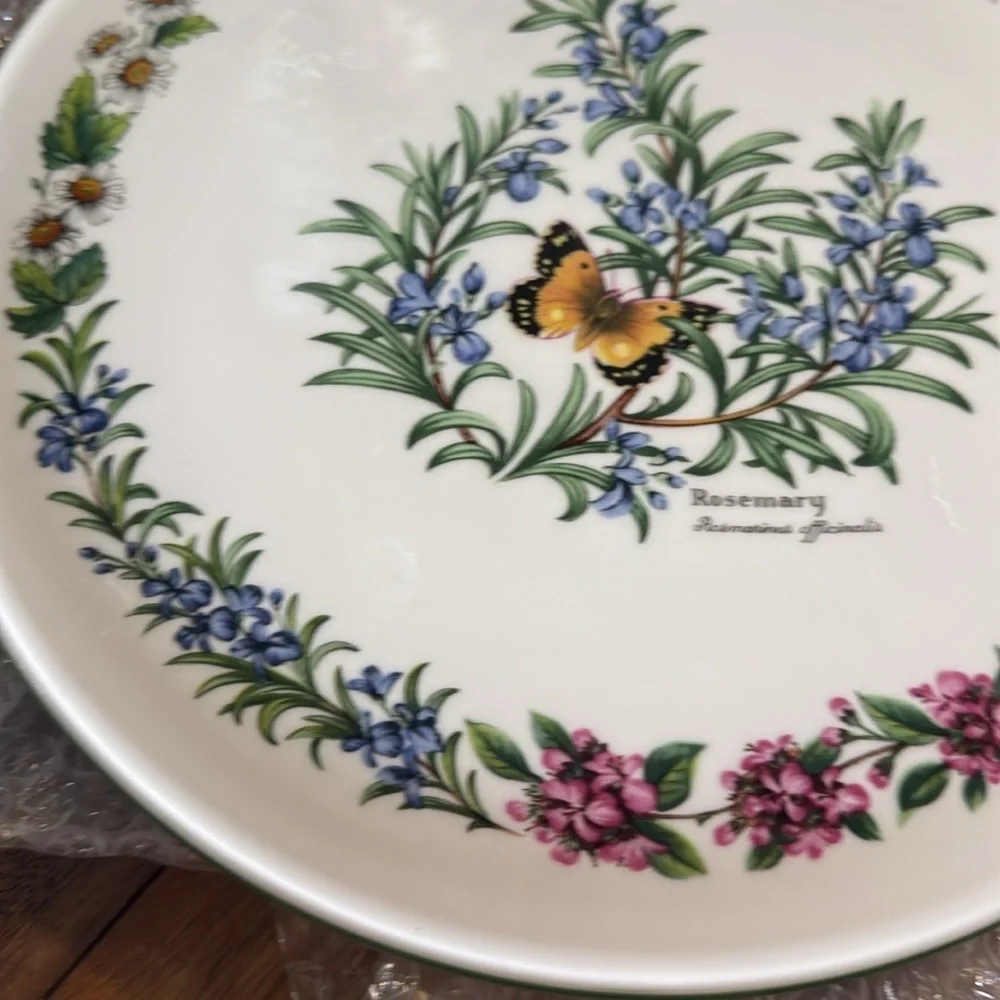 Royal Worcester Worcester Herbs Cake Plate Fine Bone China Great Condition 1990